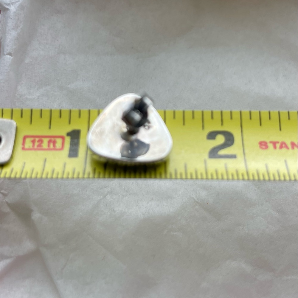 Mod Triangular Sterling Silver Earrings - Picture 4 of 4